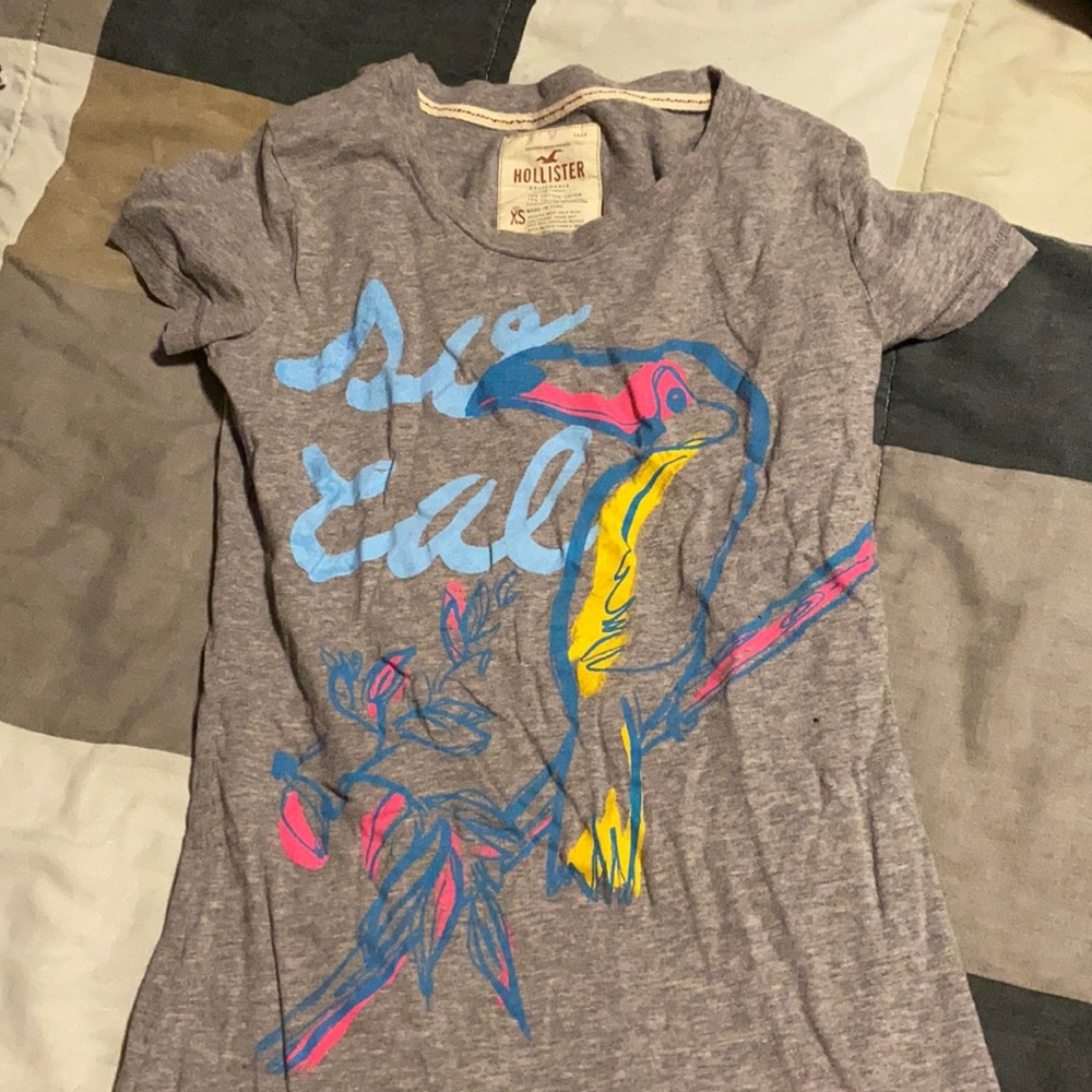 Hollister shirt